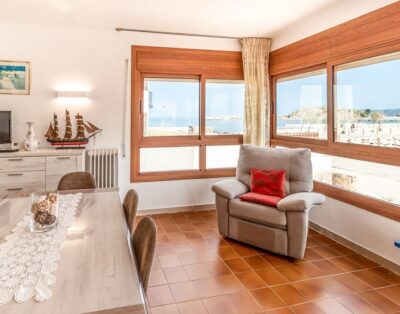 SANT CARLES 20 – Apartament asolellat amb vistes al mar