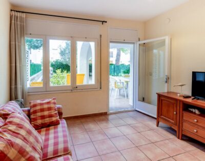 SANT CARLES 26 – Magnífico apartamento renovado con jardín
