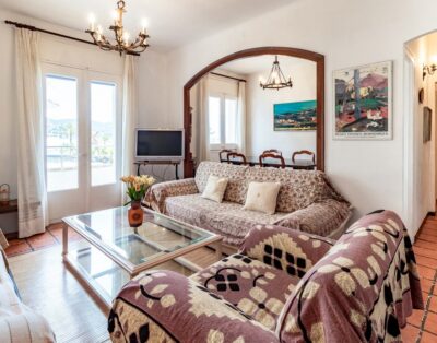 PORT DE LLANÇÀ 31 – Apartamento con vistas al mar