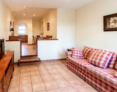 SANT CARLES 26 – Magnífico apartamento renovado con jardín