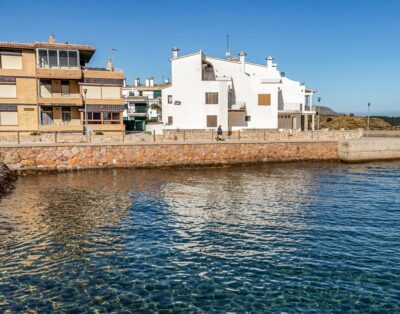SANT CARLES 20 – Apartament asolellat amb vistes al mar
