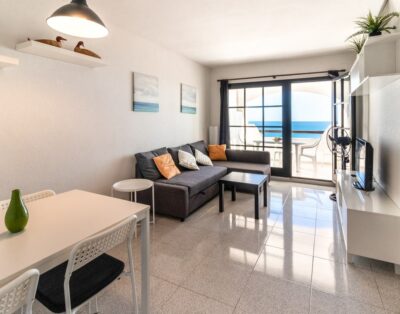 CAU DEL LLOP 76 – Apartamento con piscina comunitaria