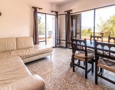 GRIFEU 06 –Appartement lumineux avec terrasse et vue sur mer