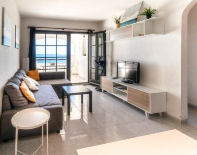 CAU DEL LLOP 76 – Apartamento con piscina comunitaria