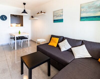 CAU DEL LLOP 76 – Apartamento con piscina comunitaria