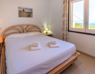 CAP RAS 03 – Appartement au dernier étage avec vue sur mer