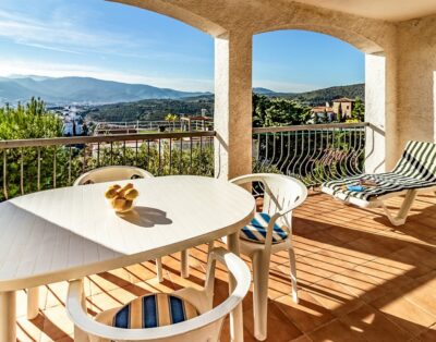 GRIFEU 09 – Apartment with panoramic sea views