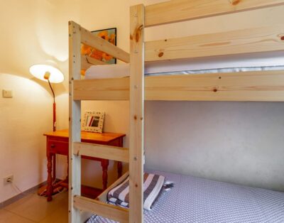CAP RAS 03 – Appartement au dernier étage avec vue sur mer