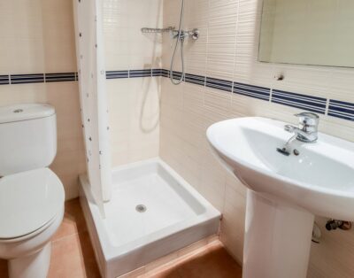 SANT CARLES 26 – Magnífico apartamento renovado con jardín