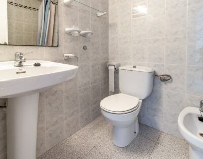 CAU DEL LLOP 76 – Apartamento con piscina comunitaria