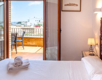 SANT CARLES 20 – Apartament asolellat amb vistes al mar