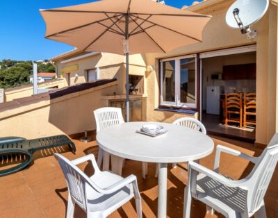 CAP RAS 03 – Appartement au dernier étage avec vue sur mer