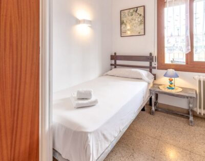 SANT CARLES 20 – Apartament asolellat amb vistes al mar