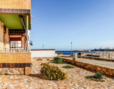 SANT CARLES 20 – Apartament asolellat amb vistes al mar
