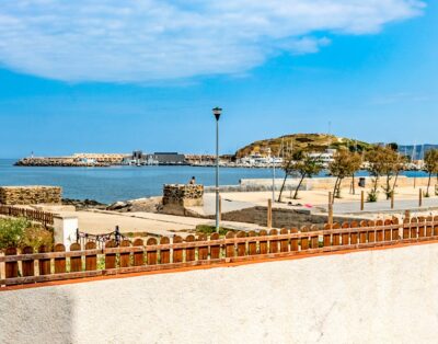 SANT CARLES 20 – Apartament asolellat amb vistes al mar