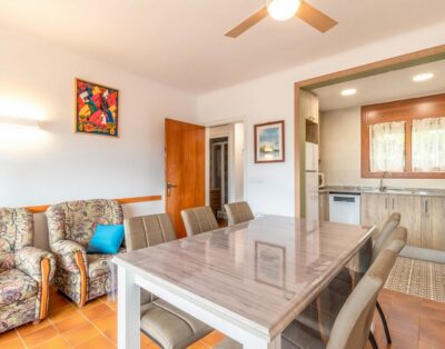 SANT CARLES 22 – Apartament assolellat amb vistes al mar