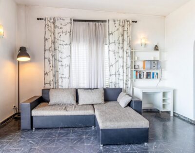 CAP RAS 01 – Apartament amb terrassa i vistes