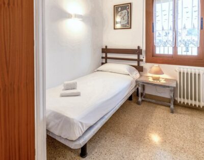 SANT CARLES 22 – Apartament assolellat amb vistes al mar