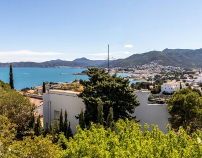GRIFEU 11 – Apartament amb terrassa i vista panoràmica