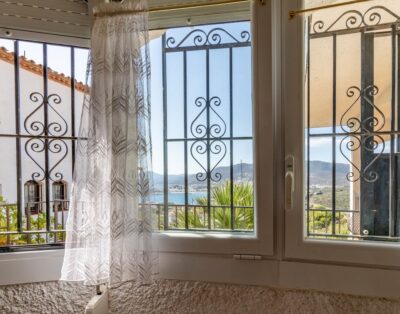 GRIFEU 11 – Apartament amb terrassa i vista panoràmica