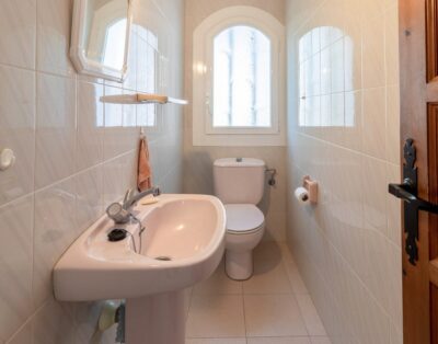 GRIFEU 11 – Apartament amb terrassa i vista panoràmica