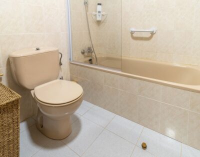 GRIFEU 18 – Apartament amb terrassa i vistes