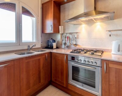 SUPER FENER 93.1 – Apartamento con terraza y vistas