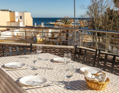 PORT DE LLANÇÀ 37 – Ático con terraza y vistas al mar
