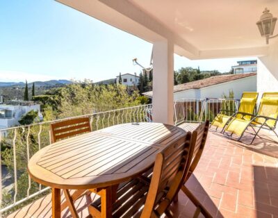 CAP RAS 04.3 – Appartement avec terrasse et vue sur la mer