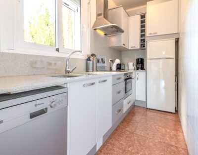 CAP RAS 04.3 – Appartement avec terrasse et vue sur la mer