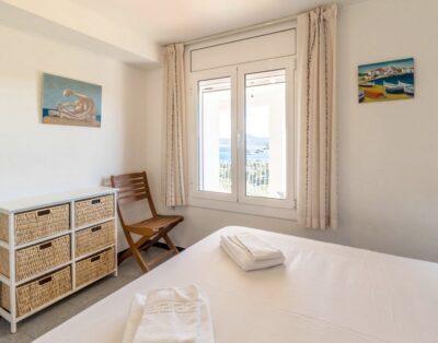 CAP RAS 04.3 – Appartement avec terrasse et vue sur la mer