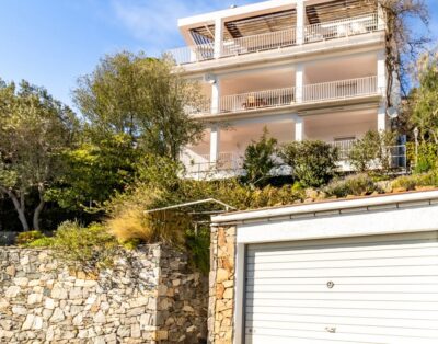 CAP RAS 04.3 – Appartement avec terrasse et vue sur la mer