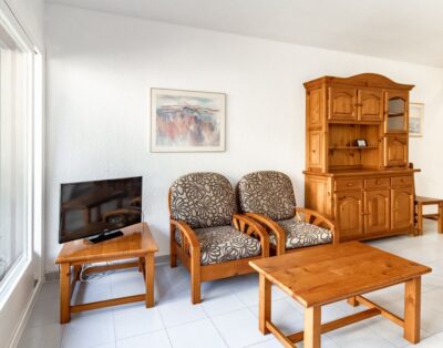 SELVA DE MAR 151 – Apartamento en pueblo encantador