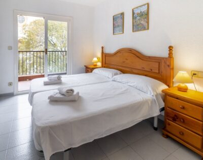 SELVA DE MAR 150 – Apartamento en pueblo encantador