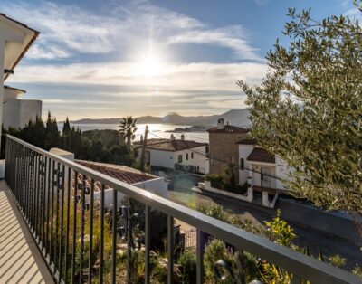 GRIFEU 13 – House with terrace and panoramic views of the coast