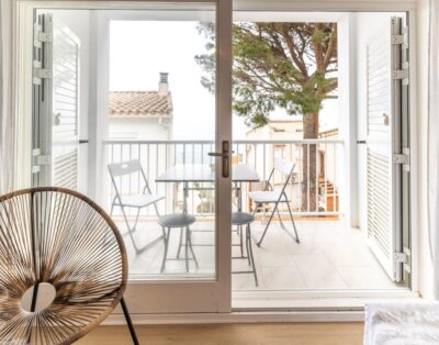 FENER DE BAIX 78 – Beautiful studio-apartment with terrace